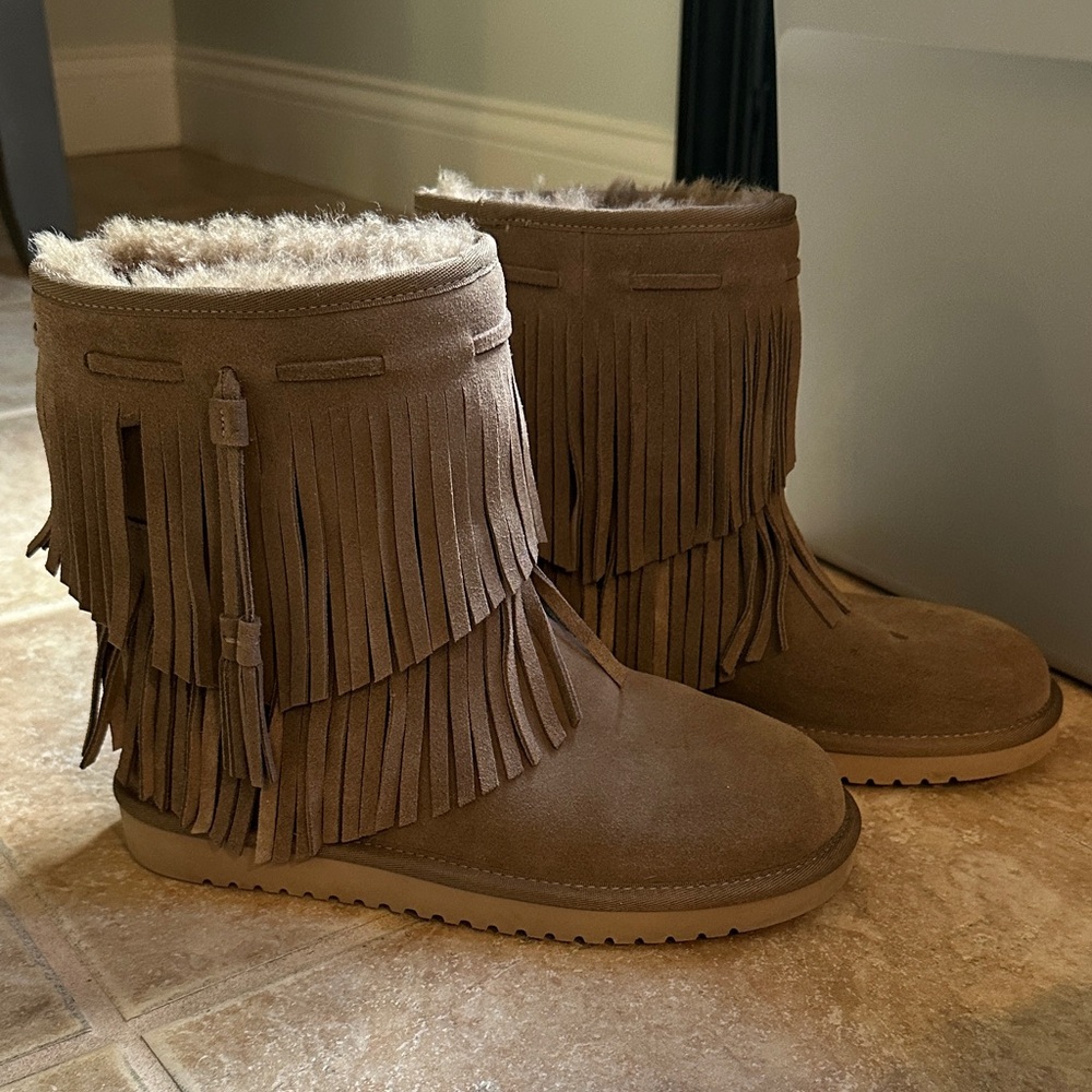 Fringed Tan Women's Boots